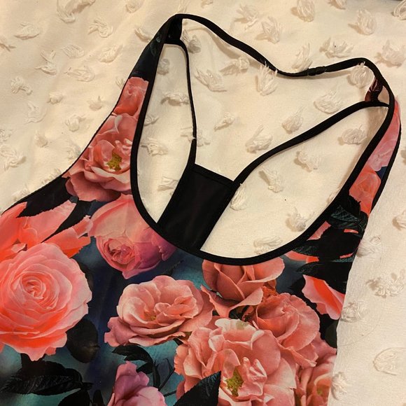 Lululemon Secret Garden Tanktop - Picture 5 of 5